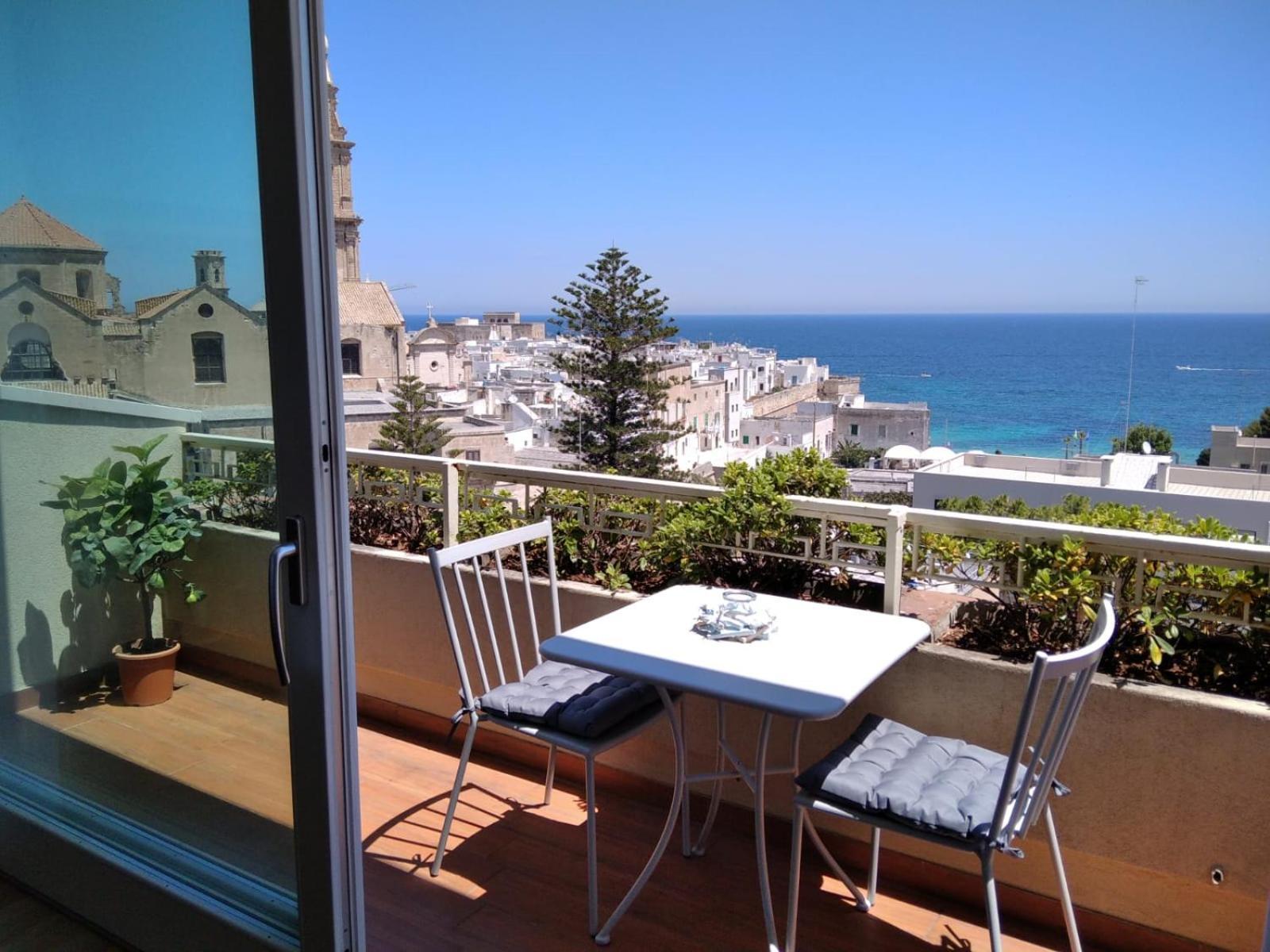 Un Passo Dal Mare - Luxury Home Монополи Экстерьер фото